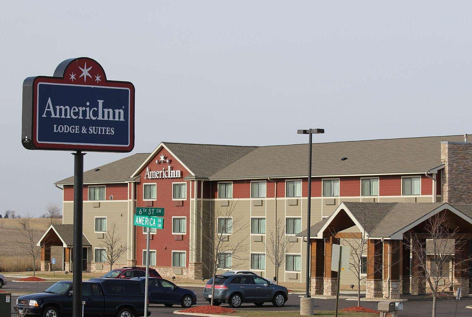 Americinn By Wyndham Cedar Rapids Airport Eksteriør bilde