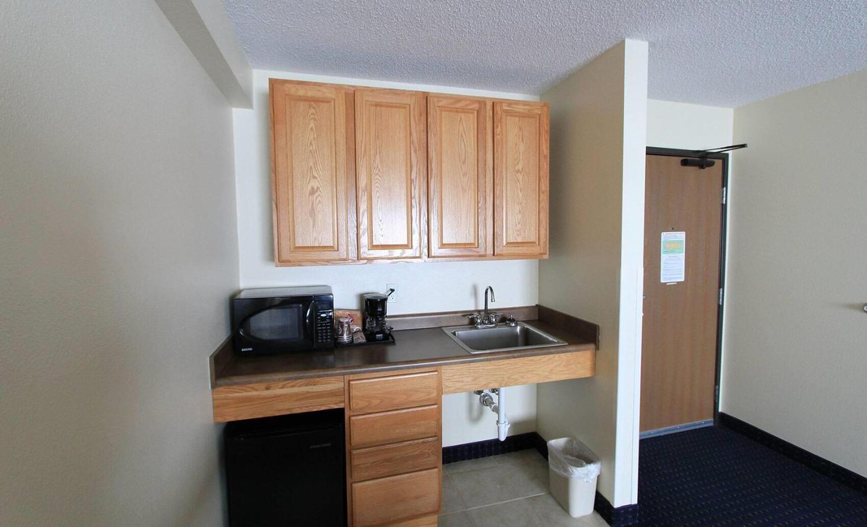 Americinn By Wyndham Cedar Rapids Airport Eksteriør bilde