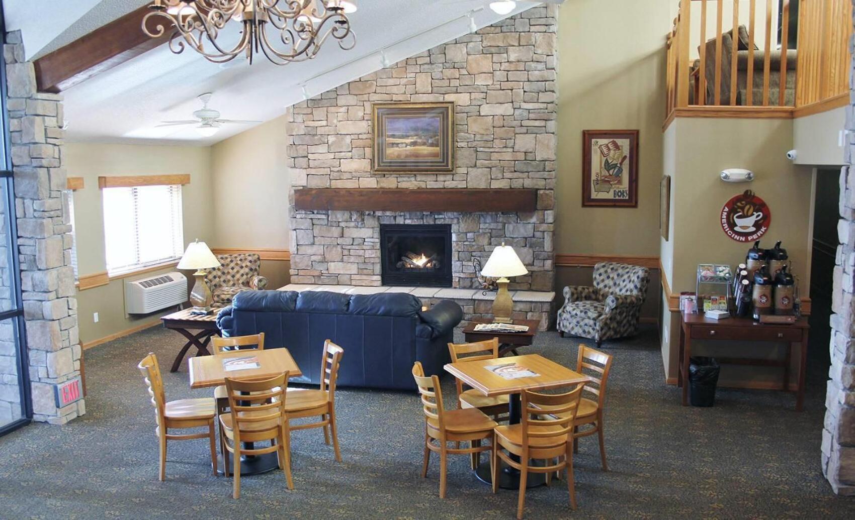 Americinn By Wyndham Cedar Rapids Airport Eksteriør bilde