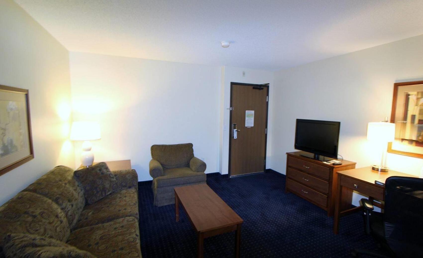 Americinn By Wyndham Cedar Rapids Airport Eksteriør bilde
