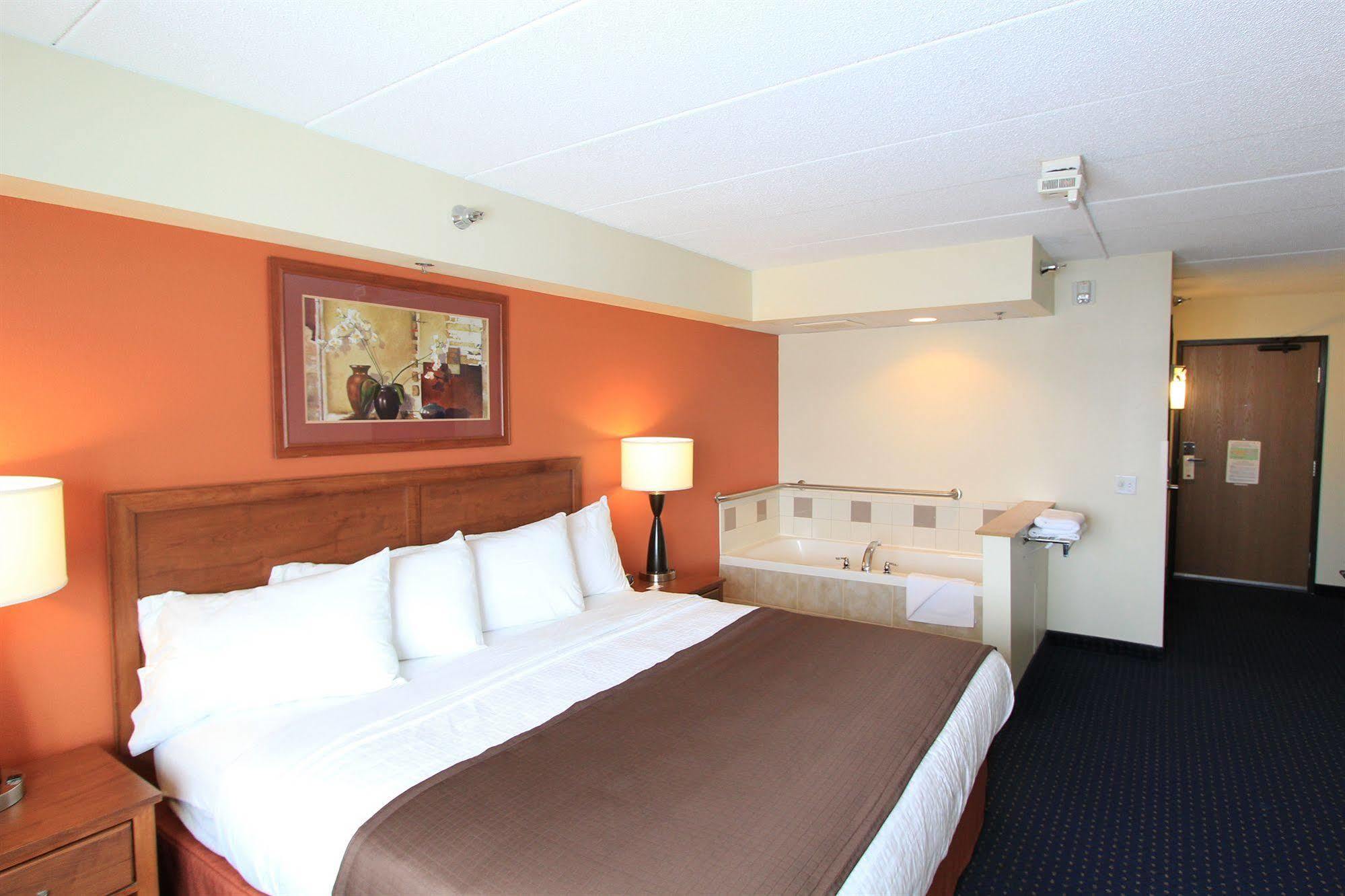 Americinn By Wyndham Cedar Rapids Airport Eksteriør bilde