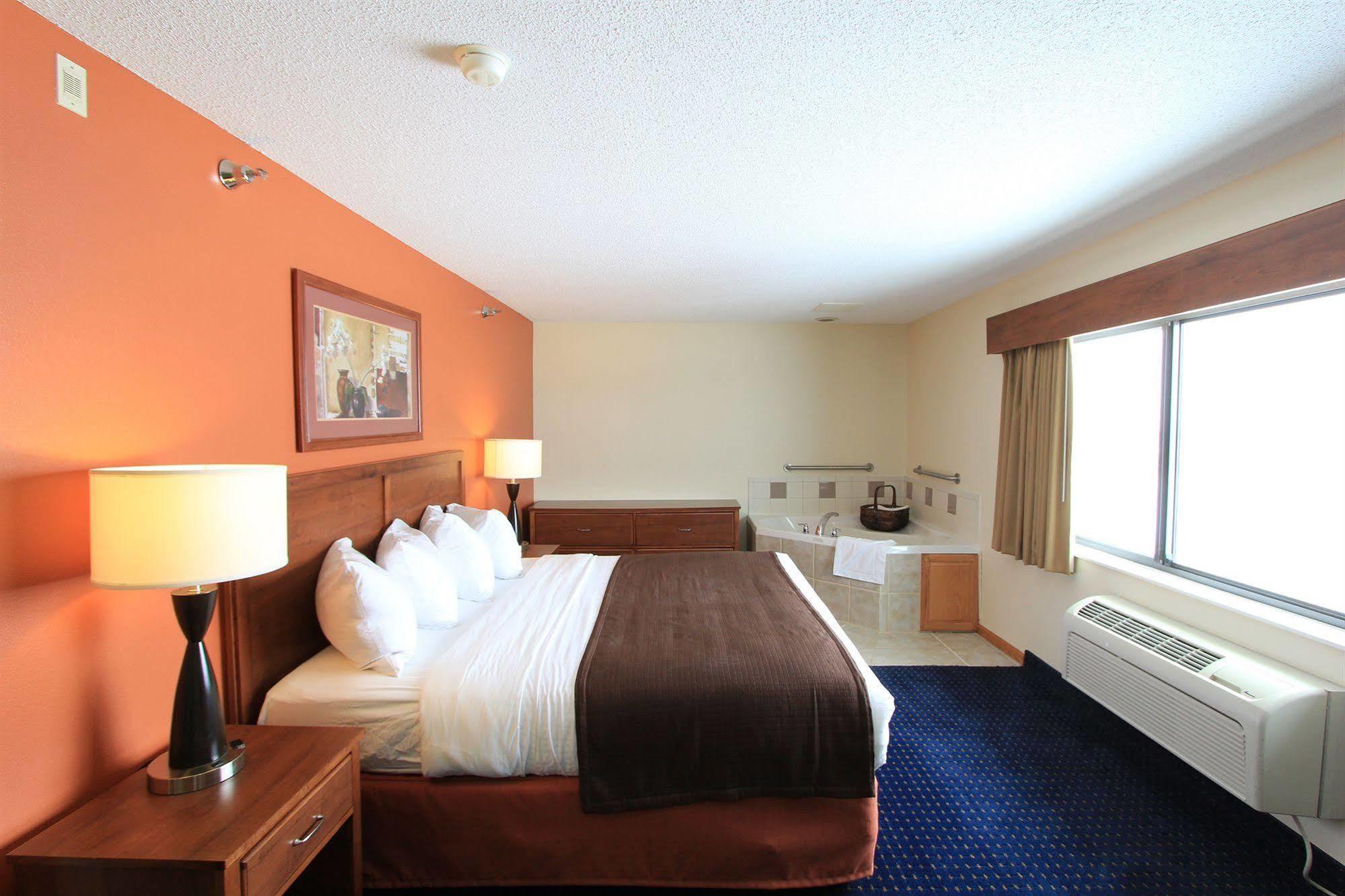 Americinn By Wyndham Cedar Rapids Airport Eksteriør bilde